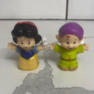 Little People Snow White and Dopey Dwarf 2022